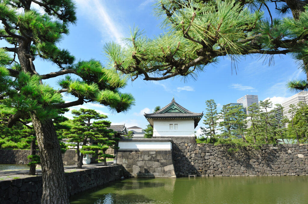 imperial palace gardens tokyo